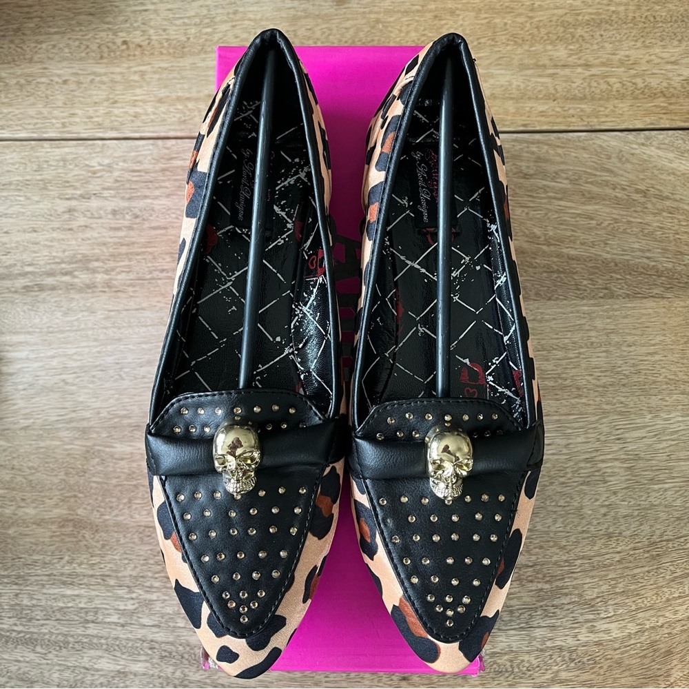 NIB Abbey Dawn Rebel Yell Punk Flattie